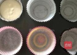 椰子烤棉花糖夹心cupcake的做法图解2