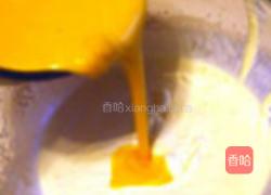 南瓜草莓慕斯蛋糕的做法图解15