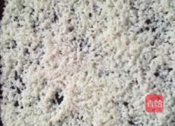 草莓米粉糕的做法图解1