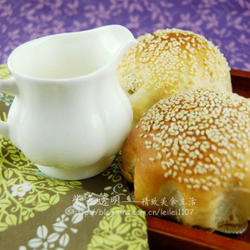 可可卡士达花形面包的做法[图]