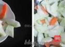 佛手瓜炒胡萝卜的做法图解3