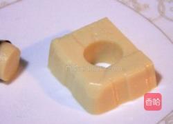 出水芙蓉_快速解冻海鲜的做法图解2