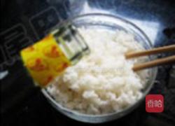 紫苏肉碎炒饭的做法图解1