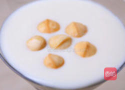 蓝莓酸奶的做法图解2