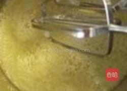 淋酱巧克力树莓蛋糕卷的做法图解6