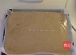 淋酱巧克力树莓蛋糕卷的做法图解9
