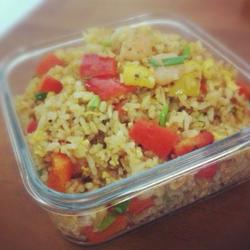 彩椒鲜虾炒饭的做法[图]