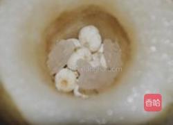 川贝雪梨盅的做法图解2