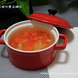 红萝卜茅根竹蔗马蹄水的做法[图]