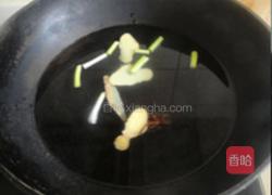 咸蛋黄焗北极虾的做法图解3