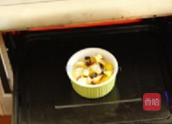 黄桃葡萄干面包布丁的做法图解9