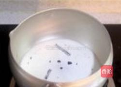 抹茶草莓奶油蛋糕的做法图解11