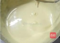 抹茶草莓奶油蛋糕的做法图解1