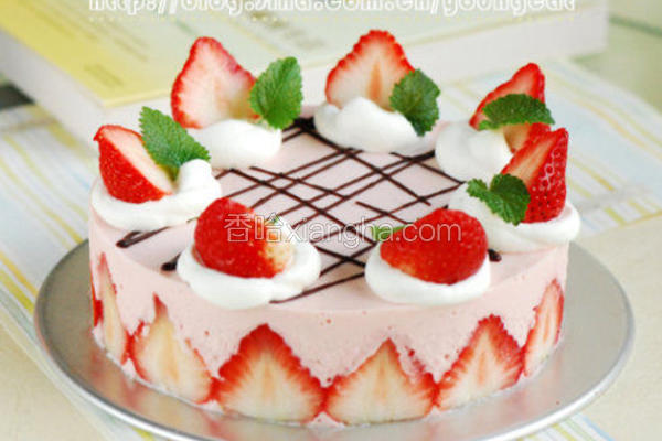 草莓酸奶慕司蛋糕