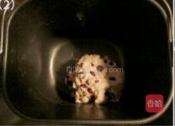 全麦蔓越莓面包的做法图解2