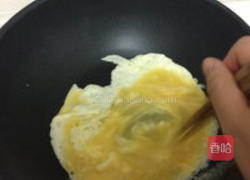 猪油什锦蛋炒饭的做法图解2