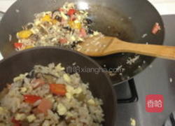 猪油什锦蛋炒饭的做法图解7