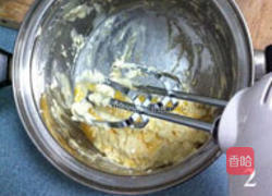 桃仁麦芬蛋糕的做法图解2