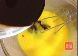 咖啡核桃蛋糕卷的做法图解2