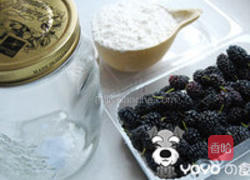 桑葚面包的做法图解1