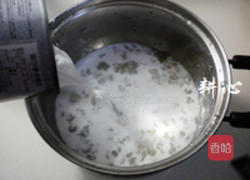 雪蛤芒果糖水的做法图解3