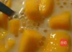 芒果椰子西米露的做法图解1