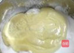 椰汁巧克力酱戚风卷的做法图解5