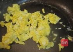 莴苣叶炒饭的做法图解7