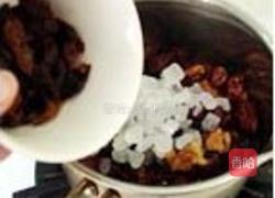 蜂蜜桂圆大枣茶的做法图解4