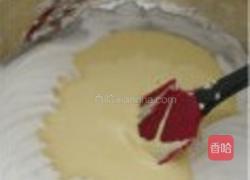 分蛋海绵蛋糕卷的做法图解3