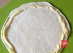 风味腊肠芝心披萨的做法图解10