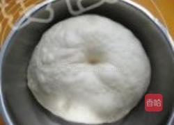西洋香菜鲜奶面包的做法图解2