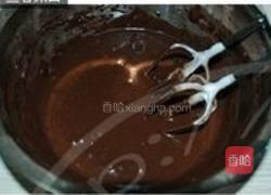 圣诞树根蛋糕的做法图解2