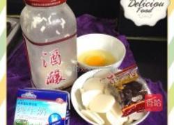 酒酿牛奶年糕水扑蛋的做法图解1