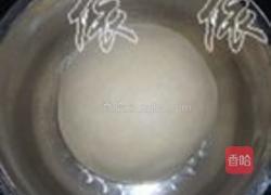 红豆沙面包的做法图解2