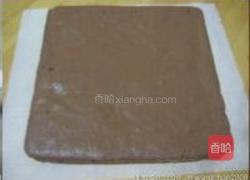 可可榴莲蛋糕卷的做法图解3