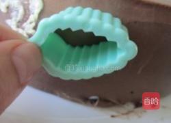 巧克力慕斯刷绣蛋糕的做法图解32