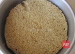 巧克力慕斯刷绣蛋糕的做法图解3