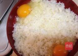 鸡丝蛋炒饭的做法图解1