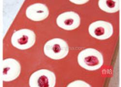 树莓黑布林慕斯的做法图解9