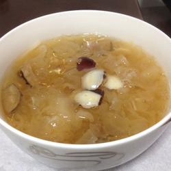 银耳百合红枣羹的做法[图]