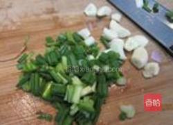 培根榨菜蛋炒饭的做法图解3