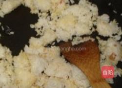五彩虾仁炒饭的做法图解9