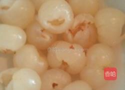 桂花荔枝玉米糖水的做法图解3