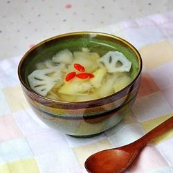 梨藕百合汤的做法[图]