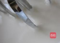 草莓香橙蒸蛋糕的做法图解3