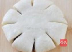 红豆沙花包的做法图解3
