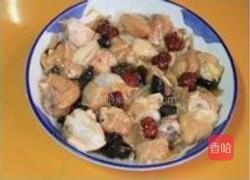 木耳红枣蒸鲜鸡的做法图解3