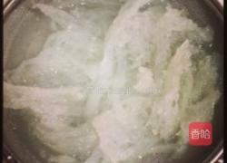 牛奶鸡蛋炖燕窝的做法图解2