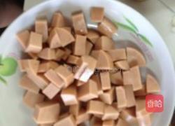 咖喱火腿炒饭的做法图解1